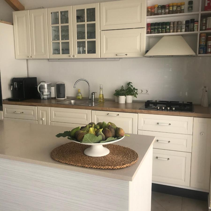 מוסטר Aurelia Rooms מראה חיצוני תמונה