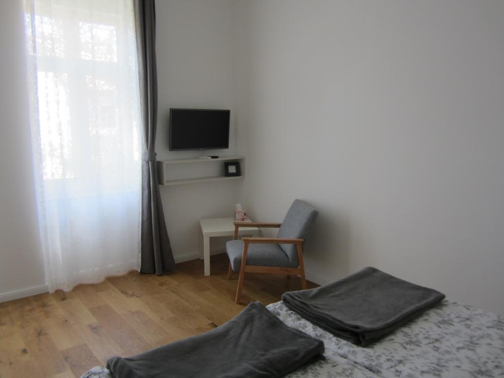 מוסטר Aurelia Rooms מראה חיצוני תמונה