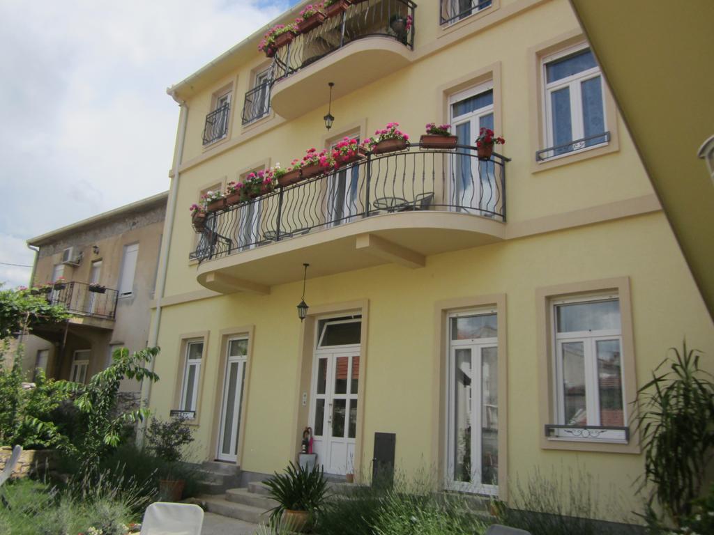 מוסטר Aurelia Rooms מראה חיצוני תמונה