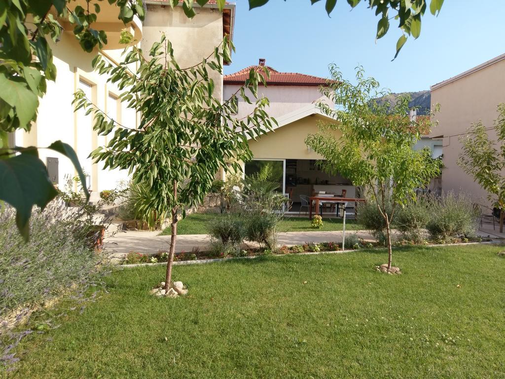 מוסטר Aurelia Rooms מראה חיצוני תמונה