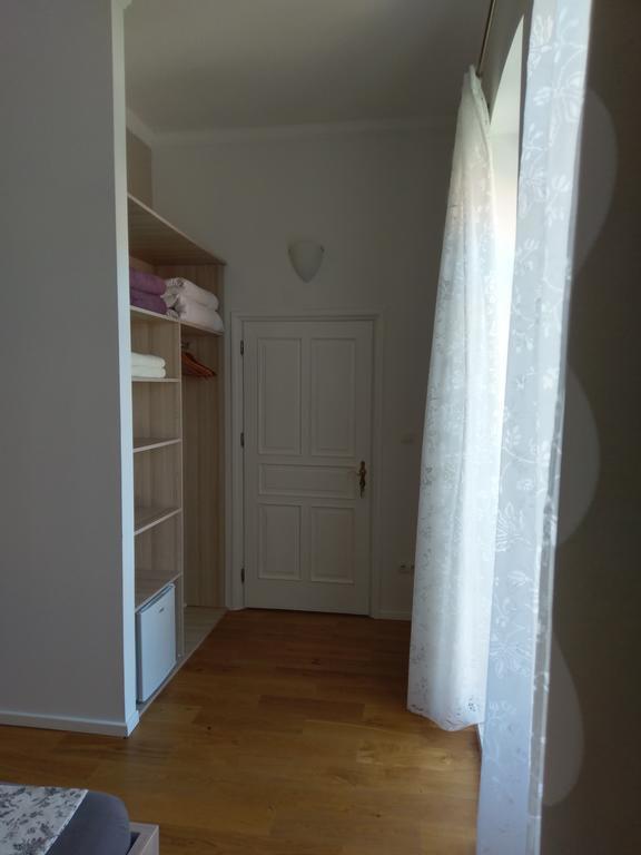 מוסטר Aurelia Rooms מראה חיצוני תמונה